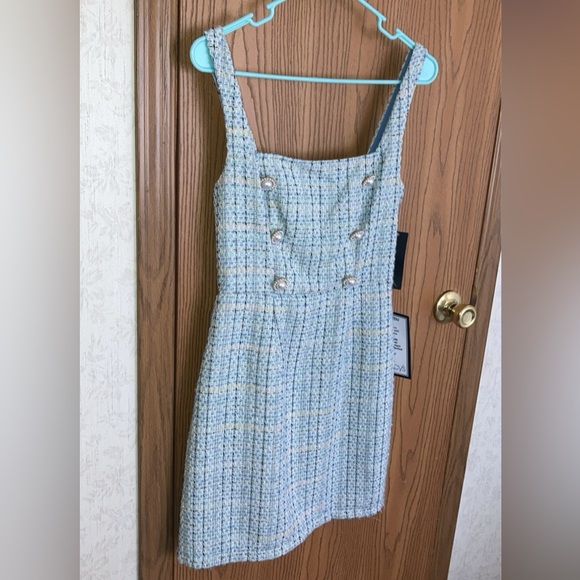 City Studio Dress - Picture 3 of 5